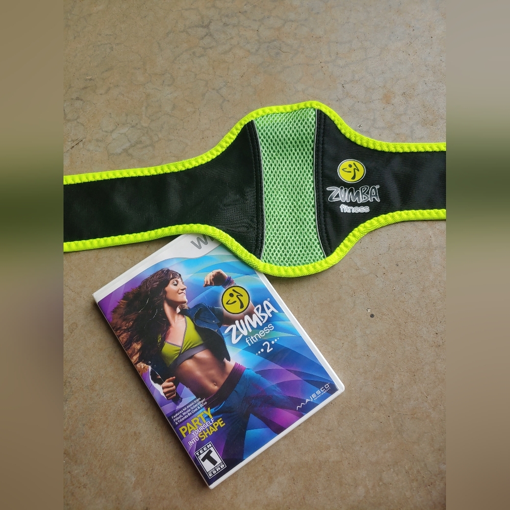 Zumba Fitness 2 2011 Nintendo Wii Game With Wii Workout Belt - Picture 9 of 16